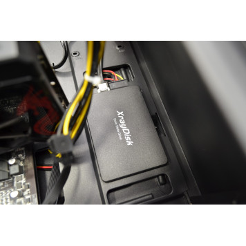 Б/У ПК (Xeon E3-1230 V6, 16 384 МБ, HDD 1000 ГБ, SSD 240 ГБ, Radeon RX580, GA-H110M-D3A, 700 W). Новые корпус и SSD. Процессор аналог Core i7-7700-6