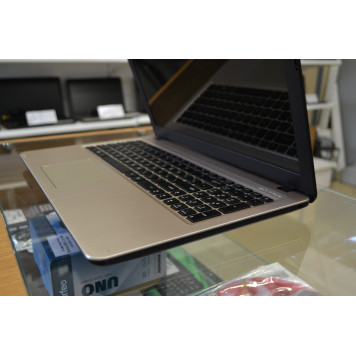 Б/У ноутбук 15.6" ASUS X540LA-XX360D (Intel Core i3-5005U, RAM 8 ГБ, SSD 256 ГБ, Intel HD Graphics Расширяемая SMA)-4