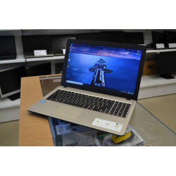 Б/У ноутбук 15.6" ASUS R540NV-GQ050T (Intel Pentium N4200, RAM 8 ГБ, SSD 120 ГБ, Nvidia GeForce 920MX 2 ГБ GDDR5)