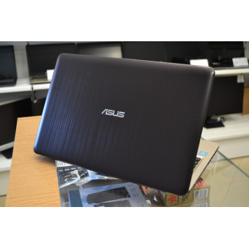 Б/У ноутбук 15.6" ASUS R540NV-GQ050T (Intel Pentium N4200, RAM 8 ГБ, SSD 120 ГБ, Nvidia GeForce 920MX 2 ГБ GDDR5)-2