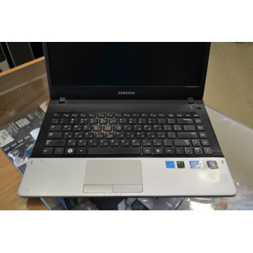 Б/У ноутбук 14.0" Samsung NP300E4A (Intel Core i7-2670QM, RAM 6 ГБ, SSD 128 ГБ, HDD 320 ГБ, Intel HD Graphics 3000 Расширяемая SMA)-1