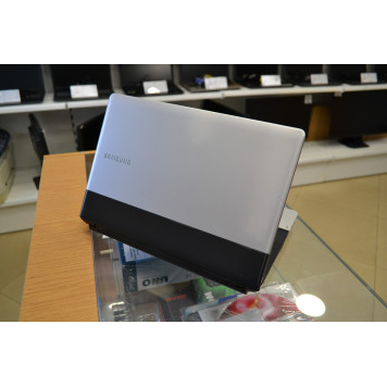 Б/У ноутбук 14.0" Samsung NP300E4A (Intel Core i7-2670QM, RAM 6 ГБ, SSD 128 ГБ, HDD 320 ГБ, Intel HD Graphics 3000 Расширяемая SMA)-2