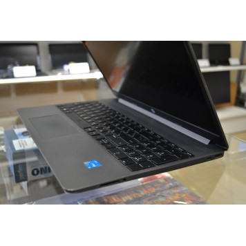 Б/У ноутбук 15.6" HP 15s-fq2018ur (Intel Core i3-1115G4, RAM 12 ГБ, SSD 256 ГБ NVMe, Intel UHD Graphics (48 EU) 6 ГБ SMA)-4