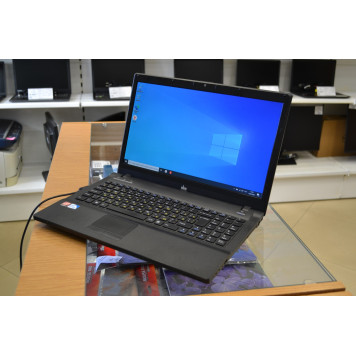 Б/У ноутбук 15.6" DNS 0119107 (Intel Pentium T4400, RAM 3 ГБ, HDD 500 ГБ, AMD Radeon HD 4000 Series Расширяемая SMA)