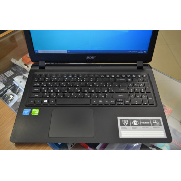 Б/У ноутбук 15.6" Acer ES1-532G (Intel Celeron N3060, RAM 8 ГБ, SSD 120 ГБ, Nvidia GeForce 920MX 2 ГБ DDR3)-1