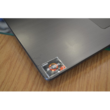 Б/У ноутбук 15.6" Lenovo 330-15ARR (81D2) (AMD Ryzen 7 2700U, RAM 12 ГБ, SSD 128 ГБ, HDD 500 ГБ, AMD Radeon 540 2 ГБ GDDR5)-2